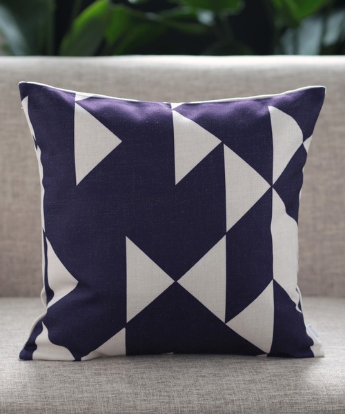 Jubilee（ジュビリー）の「北欧デザイン クッションカバー（クッション/クッションカバー・レディース・レッド/オフホワイト/ピンク/ブルー/ホワイト×ブラック/ナチュラル/カラフル/ブラック×ブルー/イエロー/ブラック×ホワイト/レッド系その他/ホワイト系その他/マスタード/レモンイエロー/ブラック/ピンク系その他/ダークパープル/ミント/ネイビー/ネイビー×ホワイト/ロイヤルブルー/ダークグリーン/ダークオレンジ/グリーン/パープル/ブラック系その他/イエロー×グレー/ダークブラウン/オレンジ/ブラウン・FREE）」の19枚目の写真