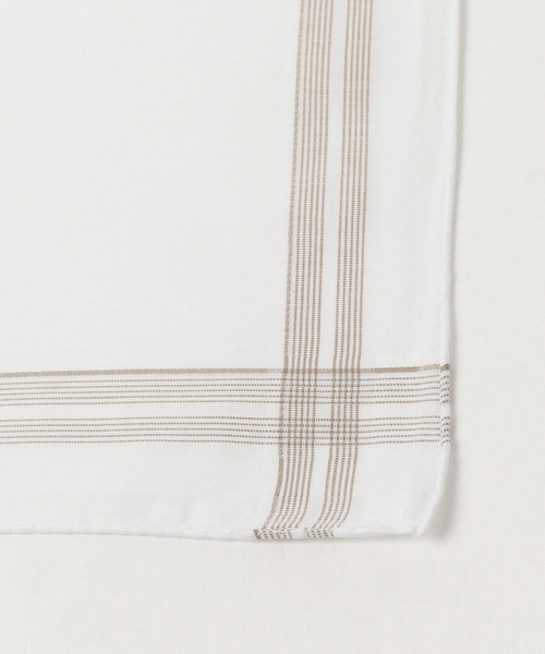 BEAMS F（ビームスエフ）の「GRAZIINA / カラーライン ハンカチ（ハンカチ/ハンドタオル・メンズ・ベージュ/グレー/ブルー・ONE SIZE）」の6枚目の写真