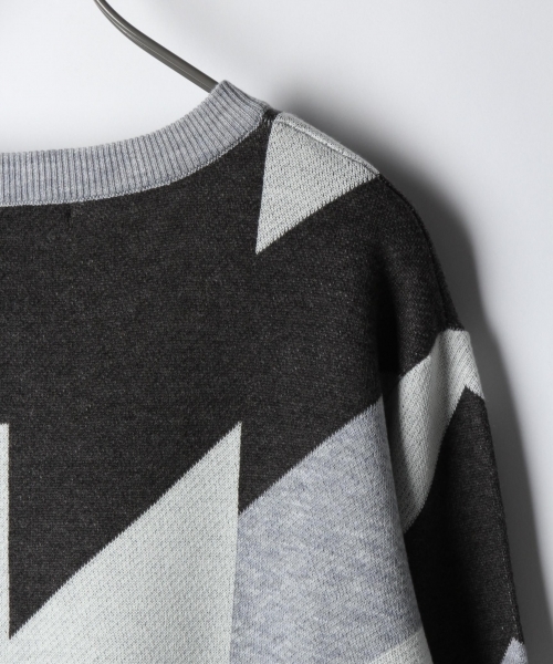 RAGEBLUE（レイジブルー）の「幾何学柄ジャガードニットクルー/772428（ニット/セーター・メンズ・ブルー/グレー/ブラック・LARGE/MEDIUM/SMALL）」の9枚目の写真