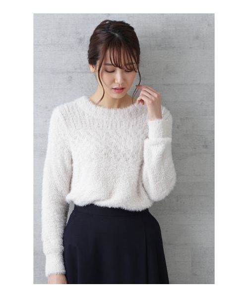 NATURAL BEAUTY BASIC（ナチュラルビューティーベーシック）の「フェザーアイレットニット（ニット/セーター・レディース・オフホワイト/ピンク/キャメル・MEDIUM）」の2枚目の写真