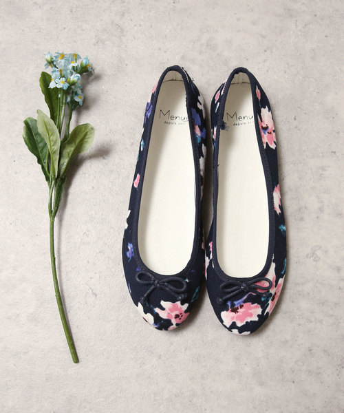 menue(メヌエ)の「フラット ラウンドトゥ バレエシューズ(バレエシューズ・レディース・シルバー/ブラック系その他/イエロー/レッド/ドット/ライトグレー/コーラルピンク/ホワイト/ブラック/レオパード/その他/ラベンダー/ピンクベージュ/ブルー/グレイッシュベージュ/チェック/ブラック系その他2/パープル系その他/オレンジ系その他/ダークブラウン/その他1/グレイッシュブルー/ダークグリーン/アニマル/その他2・22.0cm/23.0cm/25.0cm/22.5cm/24.0cm/25.5cm/26.0cm/23.5cm/21.5cm/24.5cm/26.5cm/27.0cm)」の19枚目の写真