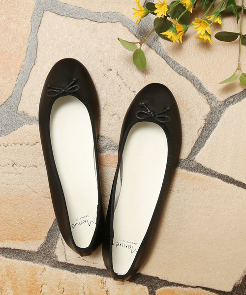 menue(メヌエ)の「フラット ラウンドトゥ バレエシューズ(バレエシューズ・レディース・シルバー/ブラック系その他/イエロー/レッド/ドット/ライトグレー/コーラルピンク/ホワイト/ブラック/レオパード/その他/ラベンダー/ピンクベージュ/ブルー/グレイッシュベージュ/チェック/ブラック系その他2/パープル系その他/オレンジ系その他/ダークブラウン/その他1/グレイッシュブルー/ダークグリーン/アニマル/その他2・22.0cm/23.0cm/25.0cm/22.5cm/24.0cm/25.5cm/26.0cm/23.5cm/21.5cm/24.5cm/26.5cm/27.0cm)」の3枚目の写真