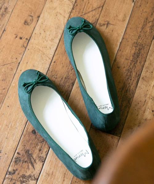 menue(メヌエ)の「フラット ラウンドトゥ バレエシューズ(バレエシューズ・レディース・シルバー/ブラック系その他/イエロー/レッド/ドット/ライトグレー/コーラルピンク/ホワイト/ブラック/レオパード/その他/ラベンダー/ピンクベージュ/ブルー/グレイッシュベージュ/チェック/ブラック系その他2/パープル系その他/オレンジ系その他/ダークブラウン/その他1/グレイッシュブルー/ダークグリーン/アニマル/その他2・22.0cm/23.0cm/25.0cm/22.5cm/24.0cm/25.5cm/26.0cm/23.5cm/21.5cm/24.5cm/26.5cm/27.0cm)」の9枚目の写真