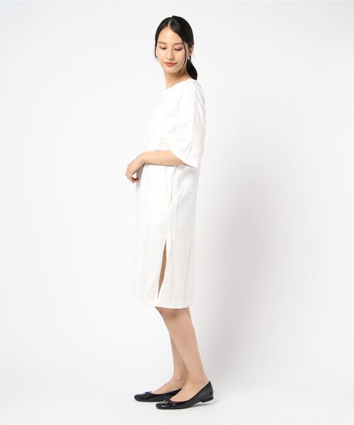 Born（ボーン）の「Born Wide Sleeve One-piece/ボーン ワイド スリーブ ワンピース（ワンピース・レディース・オフホワイト/サックスブルー/ブラウン系その他/ダークグレー・FREE）」の5枚目の写真