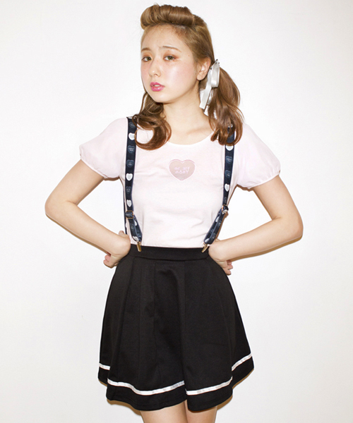 L.D.S.（エルディーエス）の「CANDY HEARTS ラインプリーツスカート（スカート・レディース・ホワイト系/ブラック系/ブルー系・FREE）」の2枚目の写真