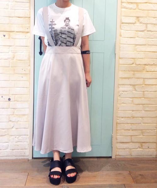 Kastane（カスタネ）の「【Kastane】サスペ付きスカート（スカート・レディース・ネイビー/オフホワイト/ライトグレー・FREE）」の3枚目の写真