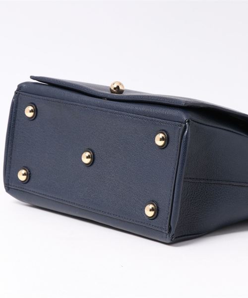 PotioR(ポティオール)の「【PotioR】ひとつボタンバッグ(ハンドバッグ・レディース・ベージュ/ネイビー/ピンク/アイボリー・FREE)」の9枚目の写真