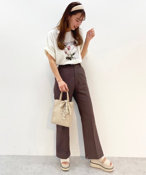 one after another NICE CLAUP（ワンアフターアナザーナイスクラップ）の「リボン付き合皮編みミニショルダーバッグ（ショルダーバッグ・レディース・オフホワイト/ブラウン/ベージュ・FREE）」の8枚目の写真