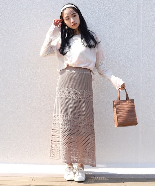 one after another NICE CLAUP（ワンアフターアナザーナイスクラップ）の「リボン付き合皮編みミニショルダーバッグ（ショルダーバッグ・レディース・オフホワイト/ブラウン/ベージュ・FREE）」の16枚目の写真