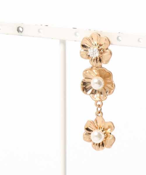flower（フラワー）の「サマーフラワーズピアス（ピアス（片耳用）・レディース・ゴールド・FREE）」の3枚目の写真