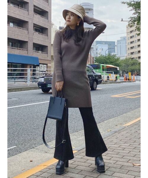 MURUA（ムルーア）の「シンセティックレザーバケットハット（ハット・レディース・ブラック/ベージュ・FREE）」の17枚目の写真