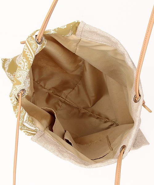 MONO　COMME CA（モノコムサ）の「スカーフ柄 トートバッグ（トートバッグ・レディース・ブラック/ベージュ・FREE）」の6枚目の写真