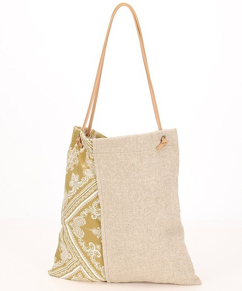 MONO　COMME CA（モノコムサ）の「スカーフ柄 トートバッグ（トートバッグ・レディース・ブラック/ベージュ・FREE）」の15枚目の写真