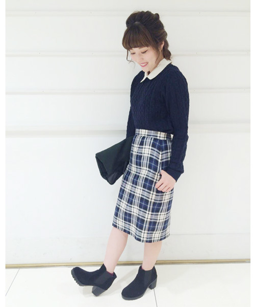 Chico（チコ）の「シャツ衿柄編みニット（ニット/セーター・レディース・グリーン/ホワイト/ネイビー/グレー・FREE）」の8枚目の写真