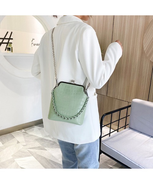 TABI PAL（タビパル）の「2wayチェーン がま口ショルダーバッグ（ショルダーバッグ・レディース・ベージュ/イエロー/グリーン/アイボリー/ブラック・FREE）」の6枚目の写真