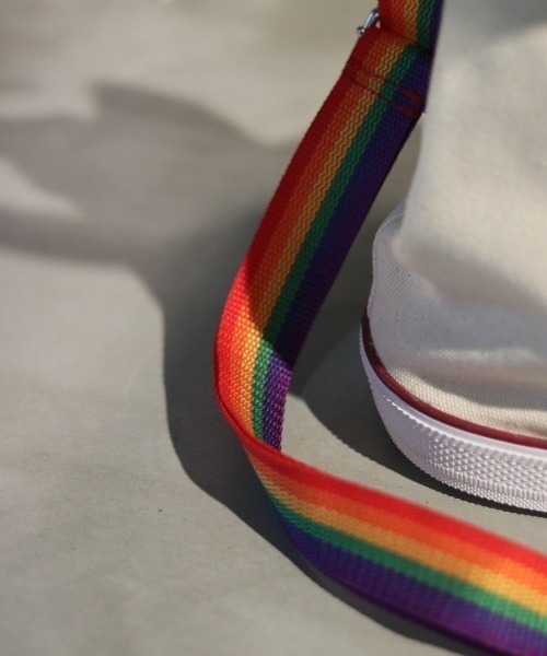 OKERU(オケル)の「OKERU/オケル/別注2way巾着バッグ/C-2(ショルダーバッグ・レディース・ホワイト/ブラック/カーキ・FREE)」の12枚目の写真