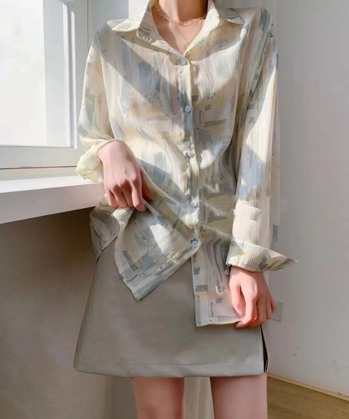 Jewelobe（ジュエローブ）の「水彩柄オーバーシャツ（シャツ/ブラウス・レディース・グリーン/ブルー/ピンク・FREE）」の2枚目の写真