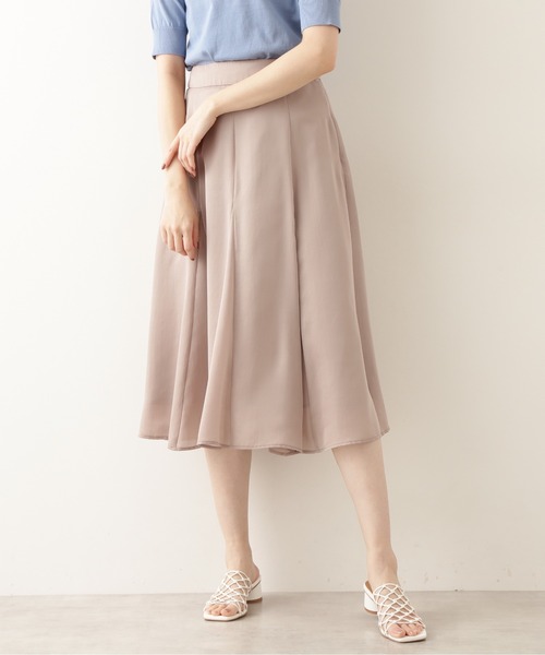 NATURAL BEAUTY BASIC（ナチュラルビューティーベーシック）の「シアーサテンゴアードスカート（スカート・レディース・ブルー/ベージュ/ブラウン・MEDIUM/X-SMALL/SMALL）」の21枚目の写真