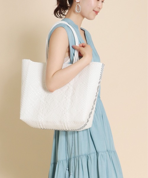 Jines（ジネス）の「Moon Bird☆メルカドバッグSIDE LINE M（ショルダーバッグ・レディース・ブラック/ホワイト・M）」の12枚目の写真