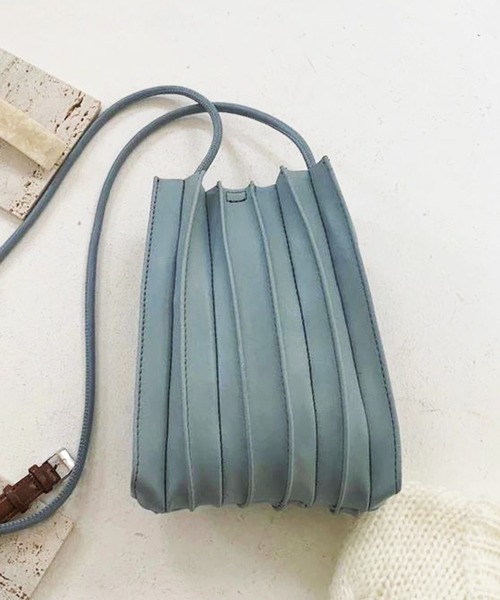 SETUP7（セットアップセブン）の「【SETUP7】プリーツPUレザーミニショルダー巾着 KNF（ショルダーバッグ・レディース・ホワイト/ブラック/ブラウン/ベージュ/ネイビー/イエロー・FREE）」の11枚目の写真