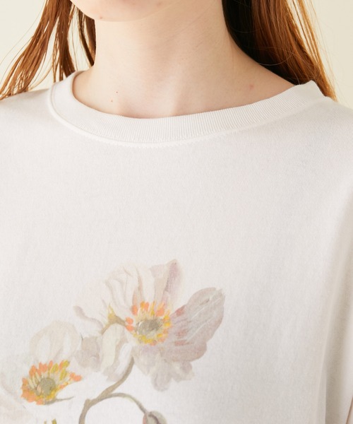 MADEMOISELLE ROPE'（マドモアゼル ロペ）の「TOLIGHT フラワーロングスリーブTシャツ（Tシャツ/カットソー・レディース・チャコールグレー/ホワイト・38）」の12枚目の写真