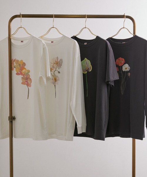 MADEMOISELLE ROPE'（マドモアゼル ロペ）の「TOLIGHT フラワーロングスリーブTシャツ（Tシャツ/カットソー・レディース・チャコールグレー/ホワイト・38）」の5枚目の写真