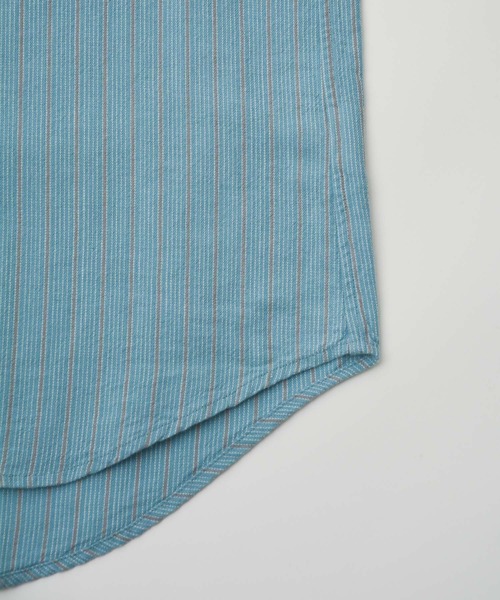 Johnbull(ジョンブル)の「インディゴストライプシャツ(シャツ/ブラウス・メンズ・ブルー・MEDIUM/LARGE/SMALL)」の22枚目の写真