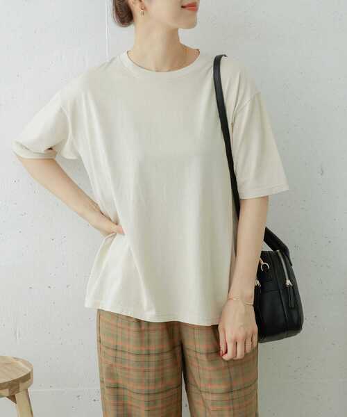 URBAN RESEARCH DOORS(アーバンリサーチドアーズ)の「ピグメントダイ半袖Tシャツ(Tシャツ/カットソー・レディース・チャコールグレー/カーキ/ブルー/アイボリー・ONE)」の2枚目の写真