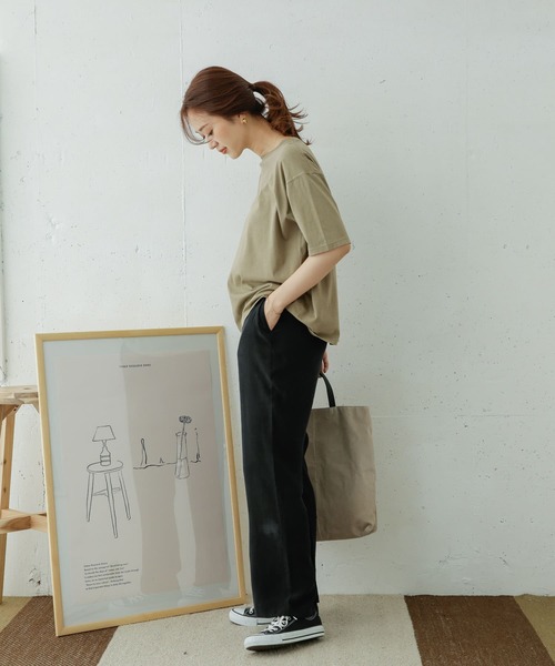 URBAN RESEARCH DOORS(アーバンリサーチドアーズ)の「ピグメントダイ半袖Tシャツ(Tシャツ/カットソー・レディース・チャコールグレー/カーキ/ブルー/アイボリー・ONE)」の11枚目の写真