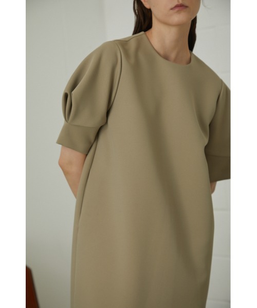 美品 RIM.ARK Tuck sleeve long OP ベージュ Tuck sleeve long OP（ドレス）｜RIM.ARK（リムアーク）の