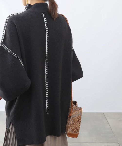 COLONY 2139（コロニートゥーワンスリーナイン）の「ハンドステッチニットプルオーバー（ニット/セーター・レディース・ブラック/アイボリー/グレイッシュベージュ/グレー/ホワイト/ブラウン・SMALL/MEDIUM/LARGE）」の4枚目の写真