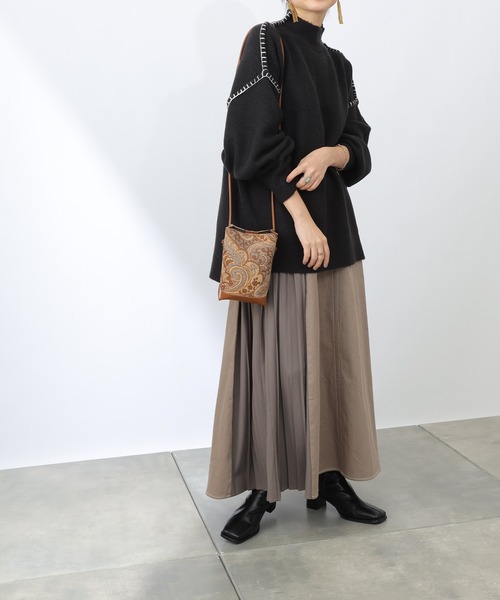 COLONY 2139（コロニートゥーワンスリーナイン）の「ハンドステッチニットプルオーバー（ニット/セーター・レディース・ブラック/アイボリー/グレイッシュベージュ/グレー/ホワイト/ブラウン・SMALL/MEDIUM/LARGE）」の20枚目の写真