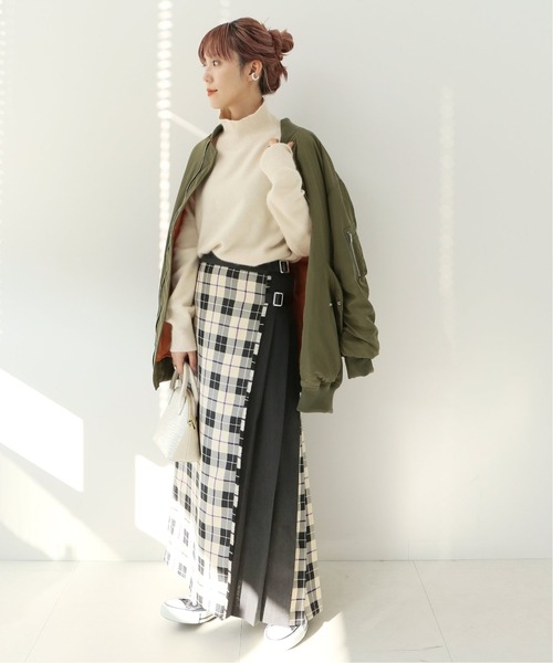 Simplicite(サンプリシテ)の「サキゾメキルトスカート(スカート・レディース・アイボリー/ブルー系その他・FREE)」の4枚目の写真