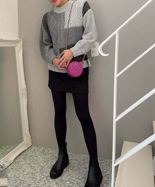 M y u(ミュー)の「【ZOZO限定アイテム】配色パッチワークニット(ニット/セーター・レディース・ベージュ/グレー・FREE)」の5枚目の写真