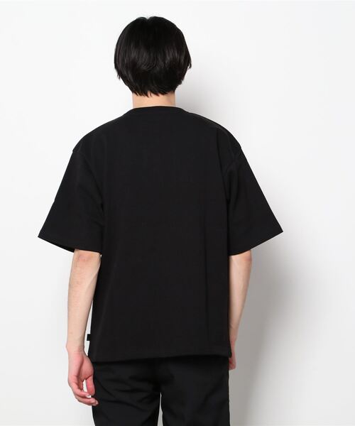 FAT（エフエイティー）の「BEE（Tシャツ/カットソー）」 - WEAR