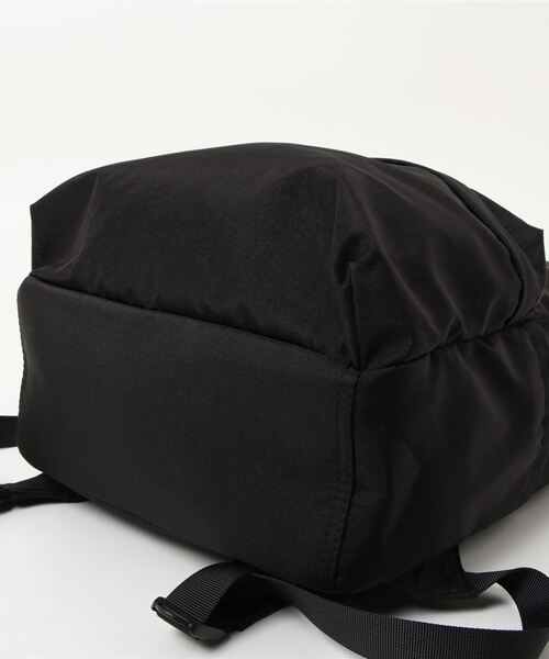 DONOBAN（ドノバン）の「洗えちゃうリュック（バックパック/リュック・レディース・ライトグレー/ブラック/ベージュ/カーキ・F）」の7枚目の写真