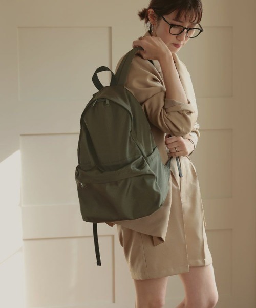 DONOBAN（ドノバン）の「洗えちゃうリュック（バックパック/リュック・レディース・ライトグレー/ブラック/ベージュ/カーキ・F）」の4枚目の写真
