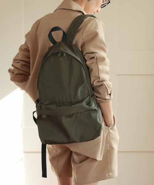 DONOBAN（ドノバン）の「洗えちゃうリュック（バックパック/リュック・レディース・ライトグレー/ブラック/ベージュ/カーキ・F）」の9枚目の写真