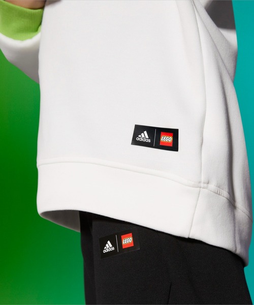 adidas（アディダス）の「adidas × レゴ VIDIYO クルーネック スウェットシャツ / アディダス（キッズ/子供用）（スウェット・キッズ・ホワイト×グリーン/ブラック×ブルー・130/140/150/160）」の4枚目の写真