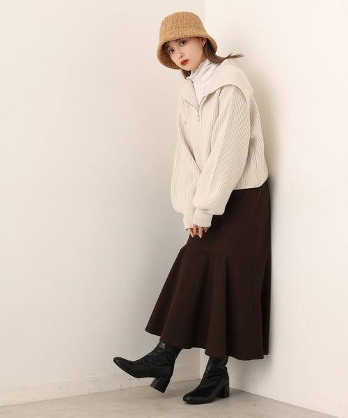 one after another NICE CLAUP（ワンアフターアナザーナイスクラップ）の「これがあるだけで旬なスタイリングに。キラキラハイネックトップス（Tシャツ/カットソー・レディース・ブラック/グレー/オフホワイト/ピンク・FREE）」の8枚目の写真