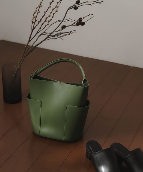 SENSE OF PLACE by URBAN RESEARCH（センスオブプレイスバイアーバンリサーチ）の「2WAYアウトポケットミニトートバッグ（トートバッグ・レディース・ブラック/ベージュ/オリーブ/グリーン/イエロー/ベージュ系その他・ONE）」の9枚目の写真