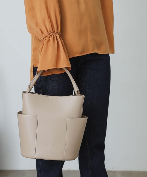 SENSE OF PLACE by URBAN RESEARCH（センスオブプレイスバイアーバンリサーチ）の「2WAYアウトポケットミニトートバッグ（トートバッグ・レディース・ブラック/ベージュ/オリーブ/グリーン/イエロー/ベージュ系その他・ONE）」の18枚目の写真