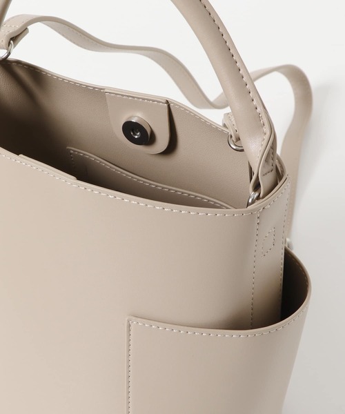 SENSE OF PLACE by URBAN RESEARCH（センスオブプレイスバイアーバンリサーチ）の「2WAYアウトポケットミニトートバッグ（トートバッグ・レディース・ブラック/ベージュ/オリーブ/グリーン/イエロー/ベージュ系その他・ONE）」の19枚目の写真