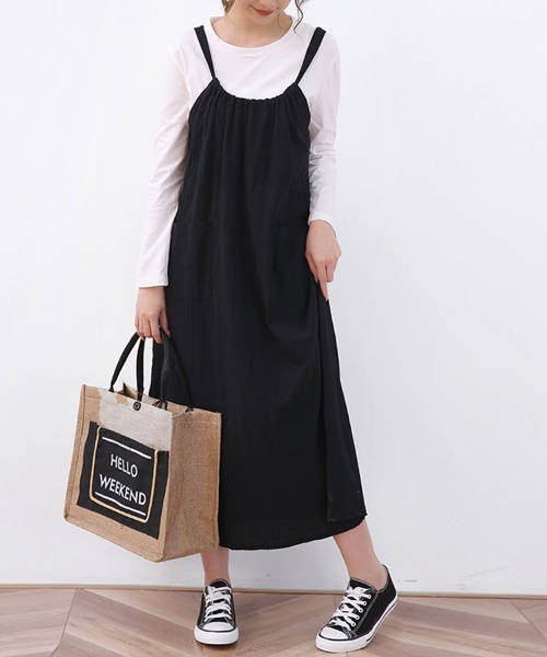 Doux Belle（ドゥーベル）の「ギャザーロングサロペットスカート（ジャンパースカート・レディース・ダークグレー/パープル/ライトグレー/ブラック/キャメル・FREE）」の3枚目の写真