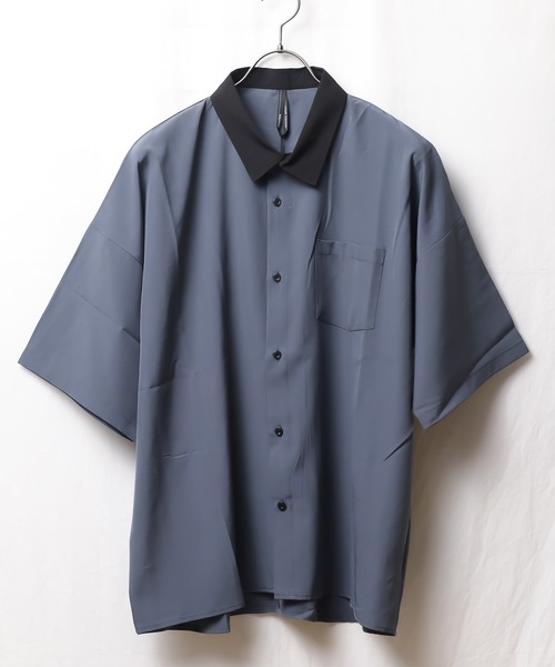 ARCHIVER(アーカイバ)の「【Ir】ポリストレッチクレリックシャツSS(シャツ/ブラウス・レディース・ホワイト/チャコールグレー/グリーン/グレイッシュベージュ/サックスブルー・LARGE/X-LARGE/MEDIUM)」の1枚目の写真