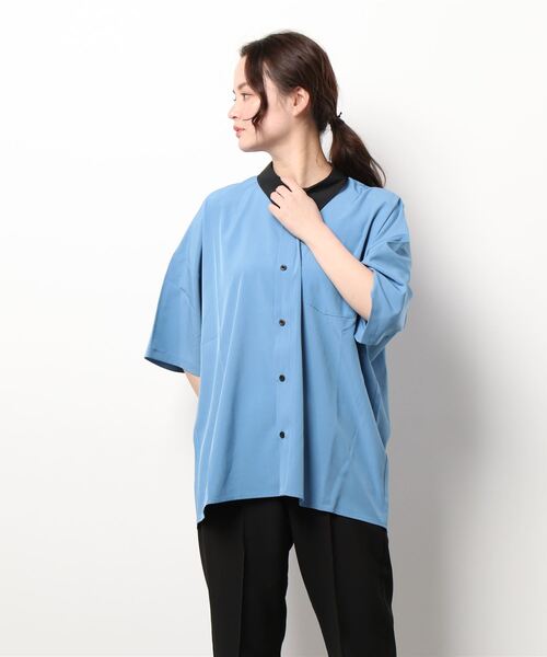 ARCHIVER(アーカイバ)の「【Ir】ポリストレッチクレリックシャツSS(シャツ/ブラウス・レディース・ホワイト/チャコールグレー/グリーン/グレイッシュベージュ/サックスブルー・LARGE/X-LARGE/MEDIUM)」の12枚目の写真