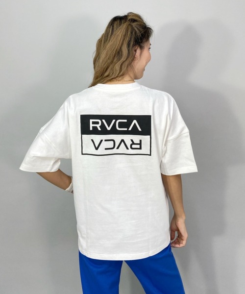 RVCA（ルーカ）の「RVCA/ルーカ  ビッグシルエット  バックプリントロゴTシャツ   BC043-236（Tシャツ/カットソー・レディース・ホワイト/ブラウン/ブラック/ブルー・L/M/S）」の2枚目の写真