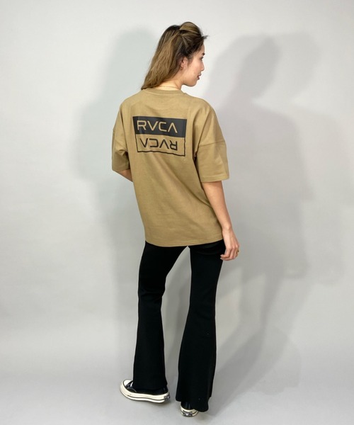 RVCA（ルーカ）の「RVCA/ルーカ  ビッグシルエット  バックプリントロゴTシャツ   BC043-236（Tシャツ/カットソー・レディース・ホワイト/ブラウン/ブラック/ブルー・L/M/S）」の13枚目の写真