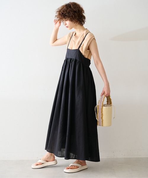 FREE'S MART（フリーズマート）の「◆ギャザーフレアキャミワンピース（ワンピース・レディース・ブラック/ベージュ/レッド・SMALL/MEDIUM）」の5枚目の写真