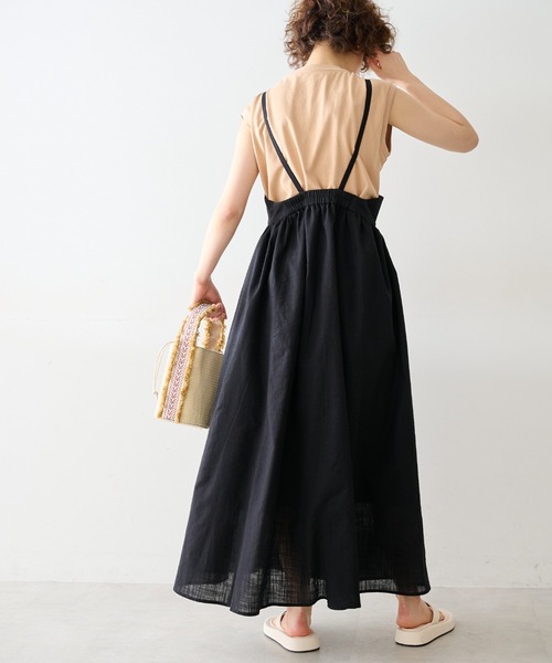 FREE'S MART（フリーズマート）の「◆ギャザーフレアキャミワンピース（ワンピース・レディース・ブラック/ベージュ/レッド・SMALL/MEDIUM）」の6枚目の写真